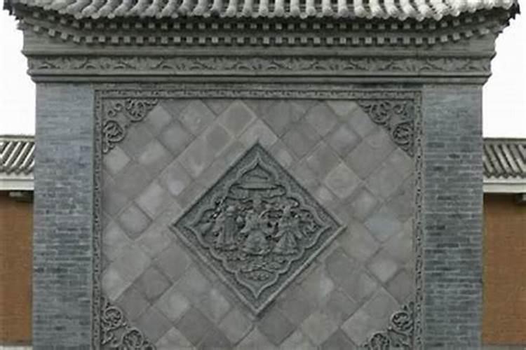我家农村的平房,是大门对着房屋门,这样怎样化解