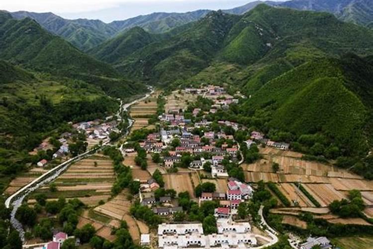 古代假冒"大师"卢生:骗秦始皇最终引发焚书坑儒