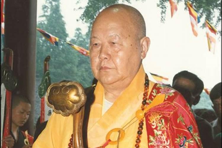 上海龙柱事件与高僧真禅法师的传说 打桩出血的故事