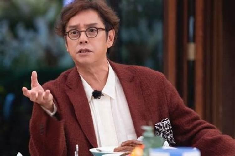 白龙王预言中国(香港娱乐圈风水大师白龙王秘闻)