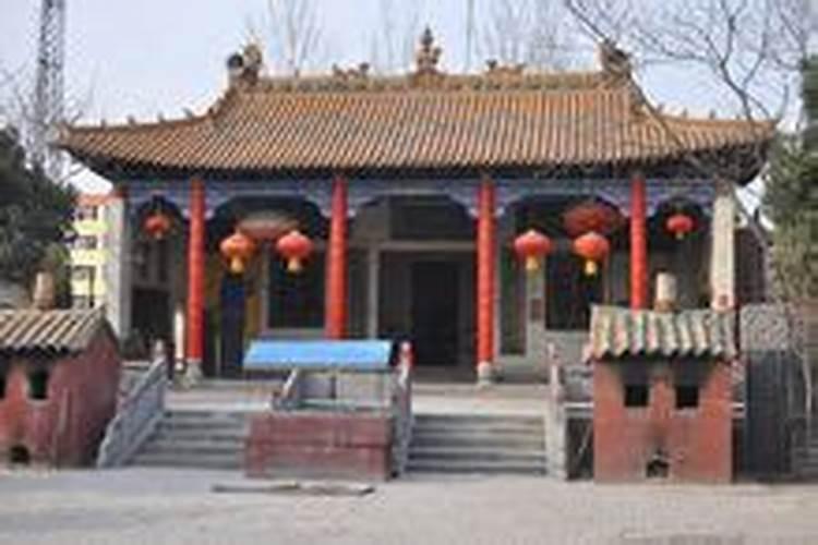 火神庙白天一定要开灯吗？为什么搬家前三天一定要开灯？