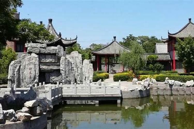 别墅外墙颜色风水,颜色不同寓意不同