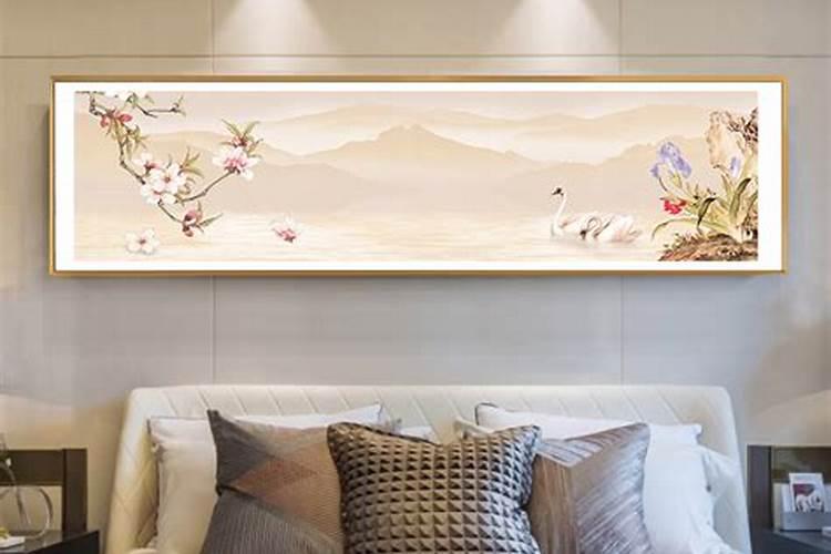 请教风水大师,我想在床头画个竹林的壁画,好不好？