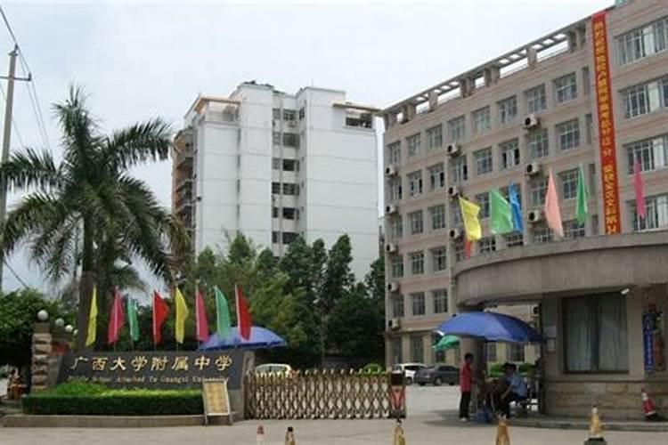 上水石放在家里哪里好