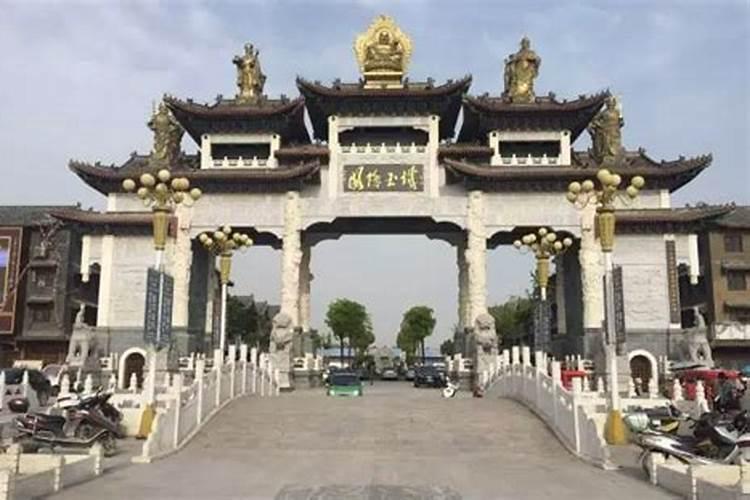 风水宝地如何选择前面的山形