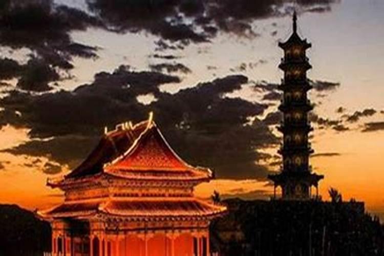 属马办公室挂什么画最旺