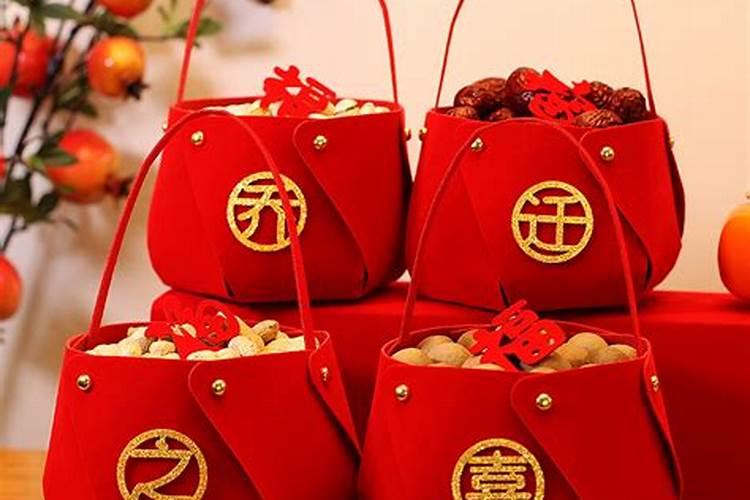 玄关柜上摆什么东西最好？