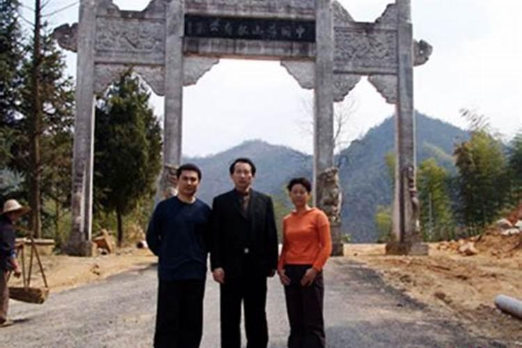 别墅庭院西南角种什么果树好