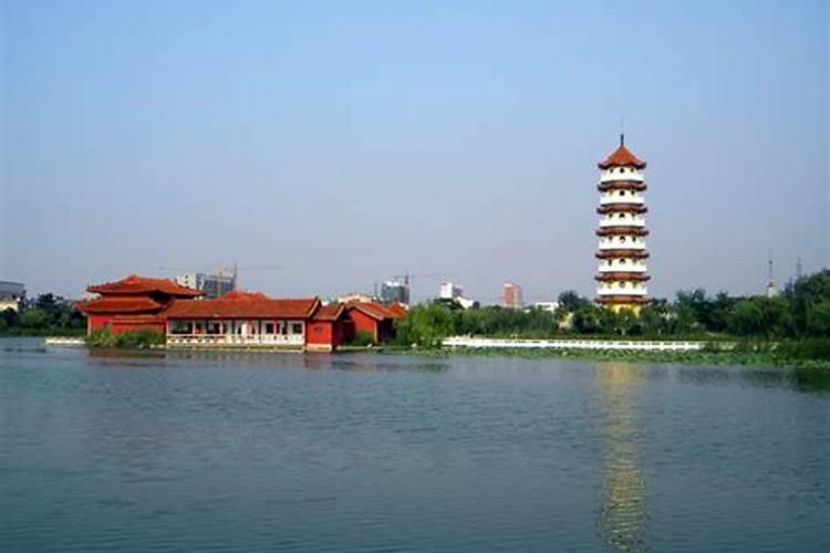 房子顶部怎么装修