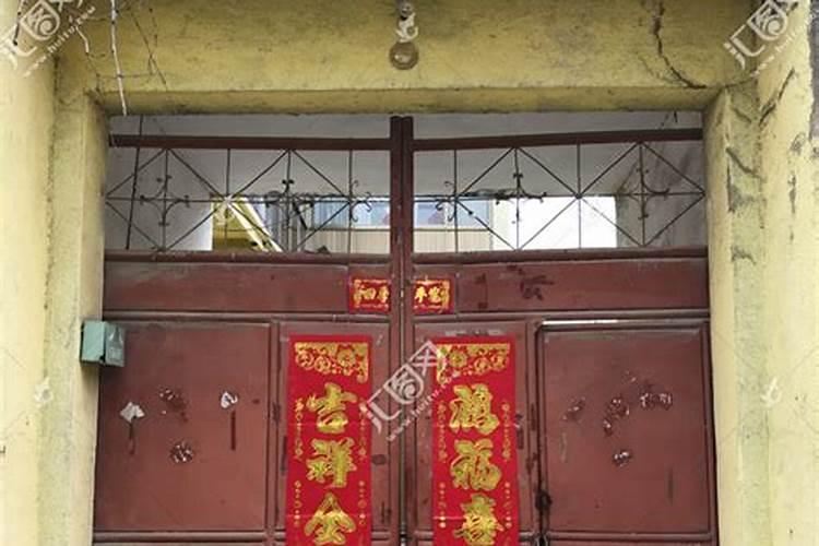 农村庭院大门什么颜色好？