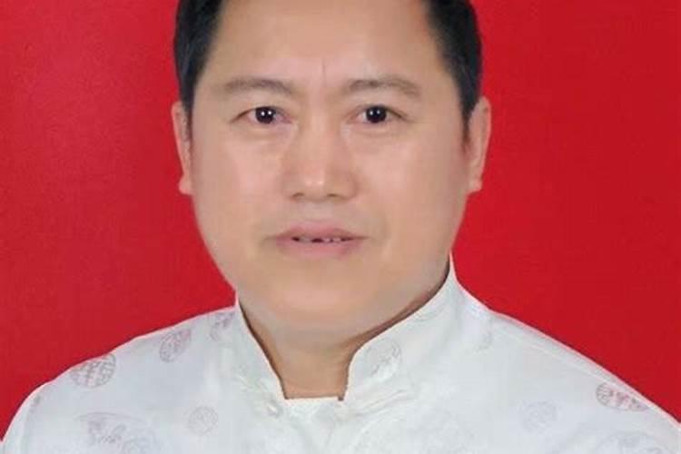 上海风水大师排行榜前十名,风水大师取名字厉害的是谁