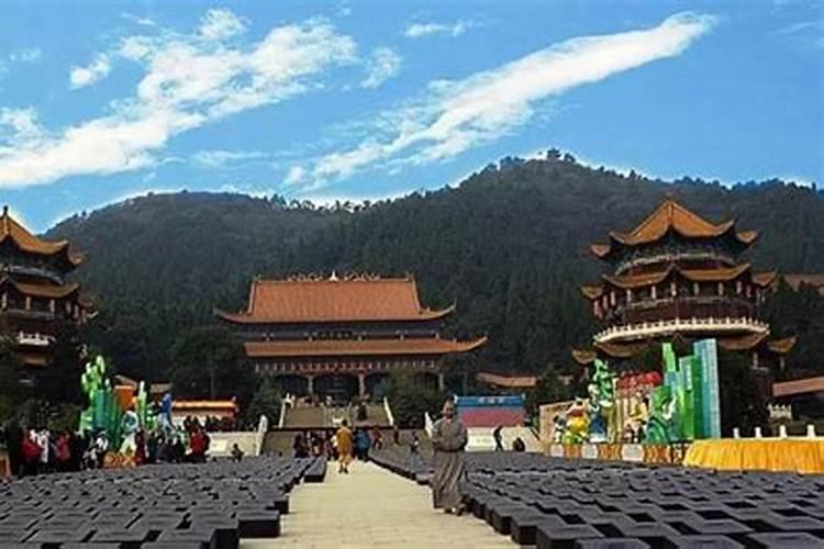 通化市从江南到一高中开车路线