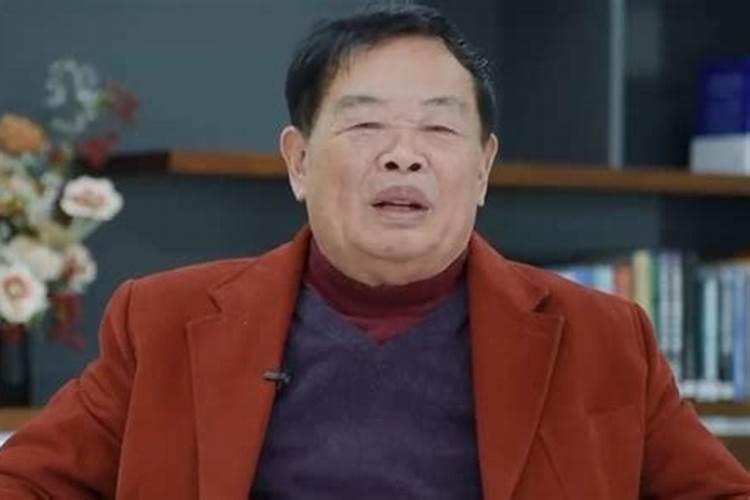 和尚比较有钱,