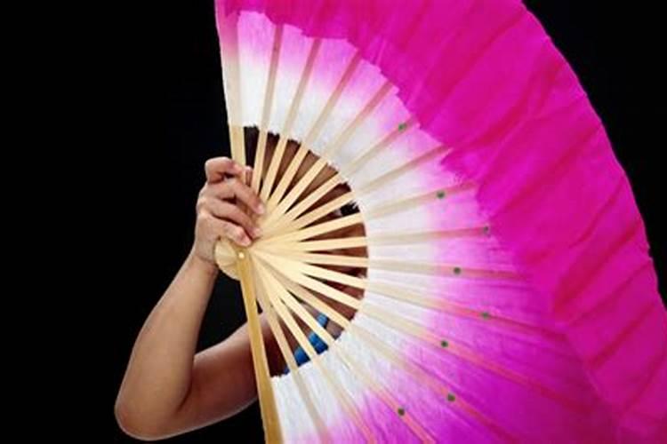 广东省内的鹰嘴桃之乡是哪里？？
