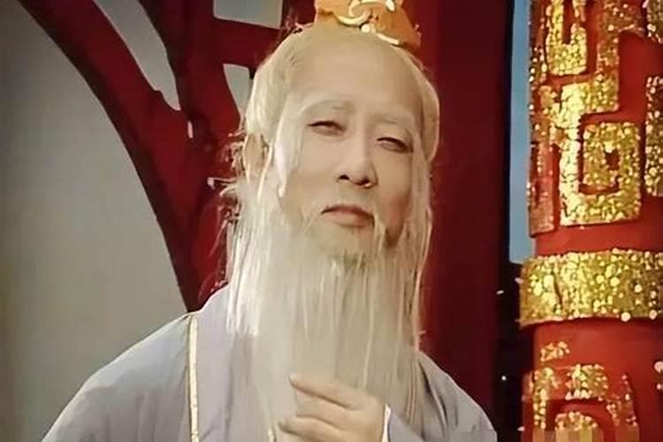 韶关保利紫山售楼中心电话是多少？