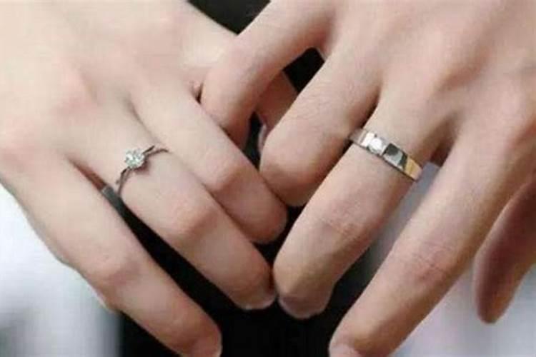 女人金戒指戴哪只手聚财最好