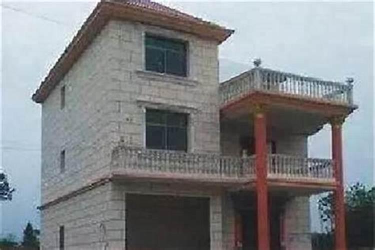 房子右侧有高大的建筑物,风水上该如何化解？