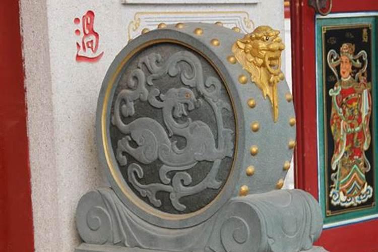 古代建筑门口为什么有两个大石鼓