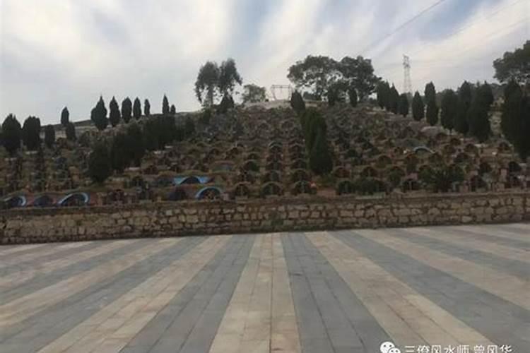 两座山之间的排屋风水好吗