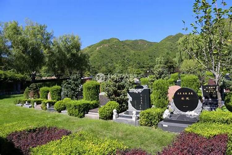 如何改变墓地风水