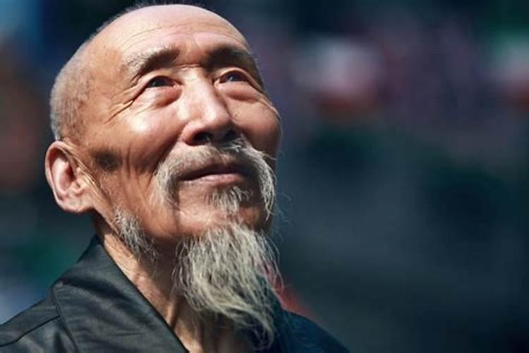 清明上坟一般是早点去好还是快中午点好啊？
