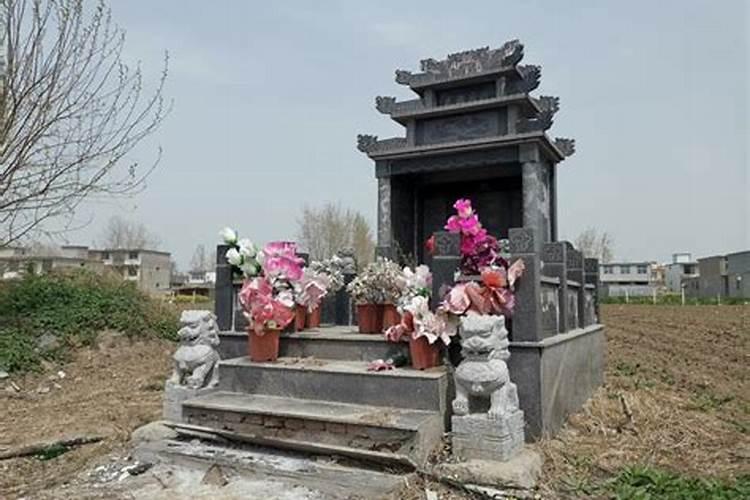 楼梯底下柜子怎么做