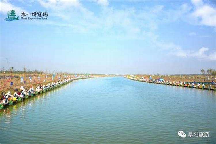 双拼别墅东西户哪个好