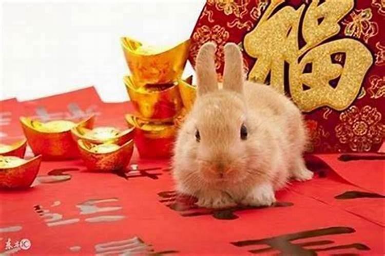 四人办公室哪个人位置风水好