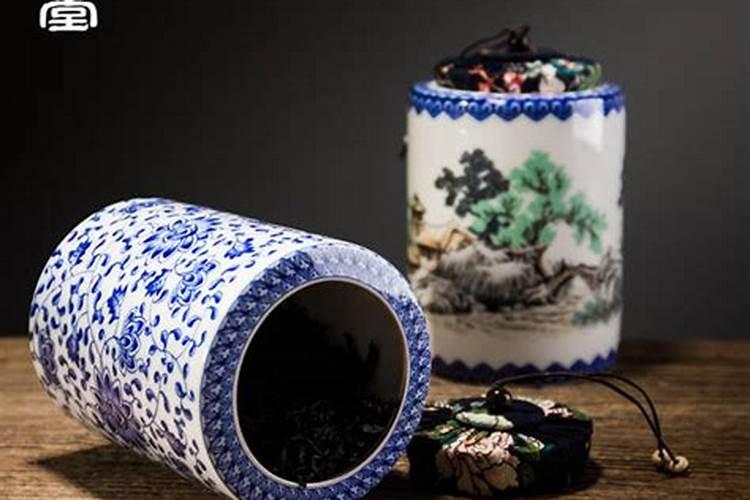 我们都是别墅房子,对门人家放大罐子对我家大门好吗？
