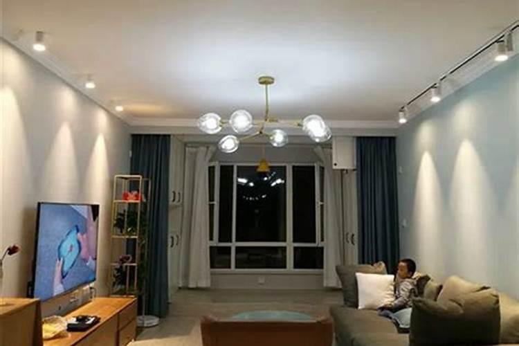 客厅吊顶安装灯带的优点客厅灯带搭配技巧