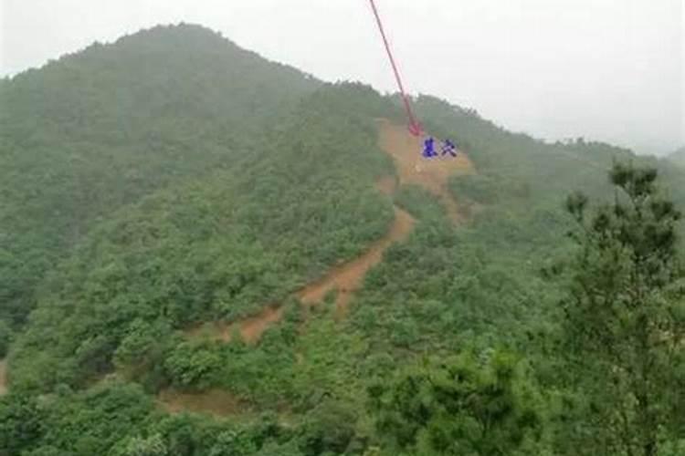看坟地记住一句口诀找坟墓最简单的方法