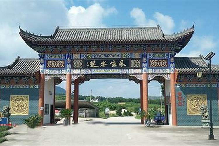 想来问下,祖坟发三房要如何？能否告知下？谢谢了!