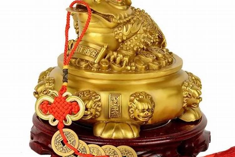 卧室门上挂什么吉祥物好,挂了风水会好