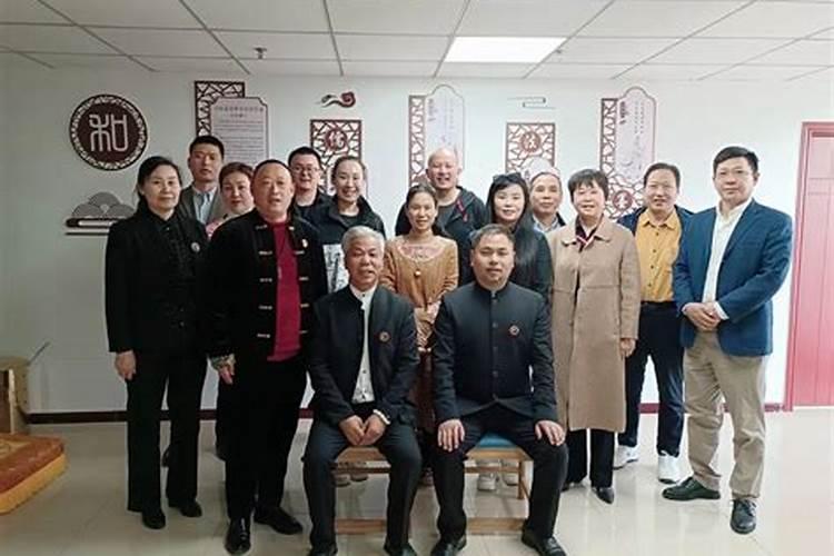 解密风水之道:东莞王镜海大师与风水的实战应用,堪舆师傅
