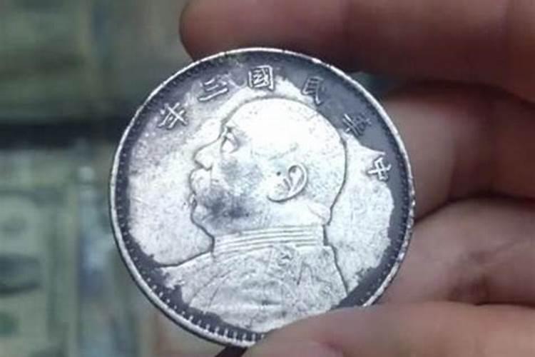阳台储物柜的尺寸和设计注意事项介绍