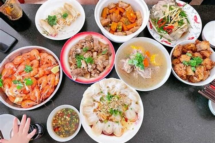 孔雀开屏图挂餐厅风水好吗
