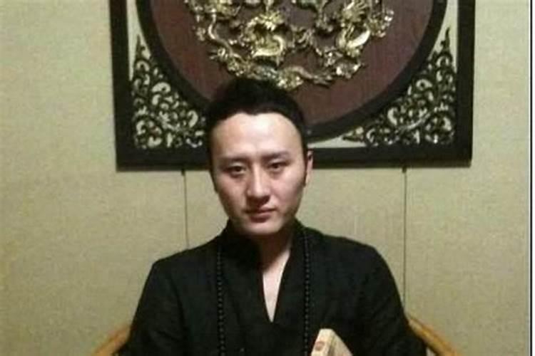 青海德令哈的地理环境