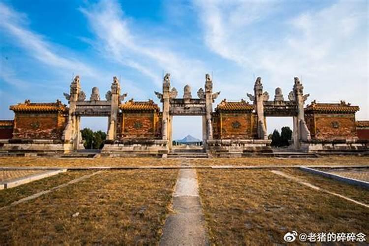 昆明龙凤公墓公墓下葬仪式