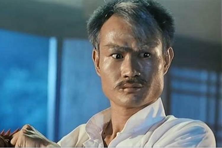 用什么木材做门好