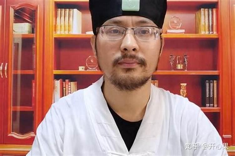 百色丽景雅乐居售楼热线是多少？