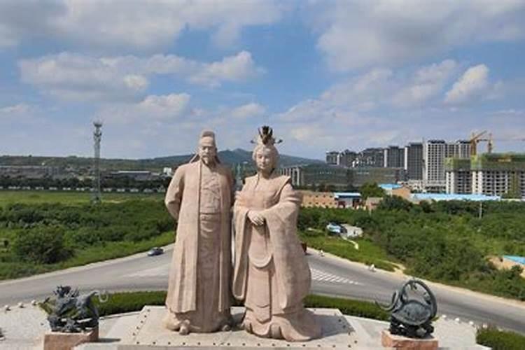 唐乾陵的建筑格局是什么样的？