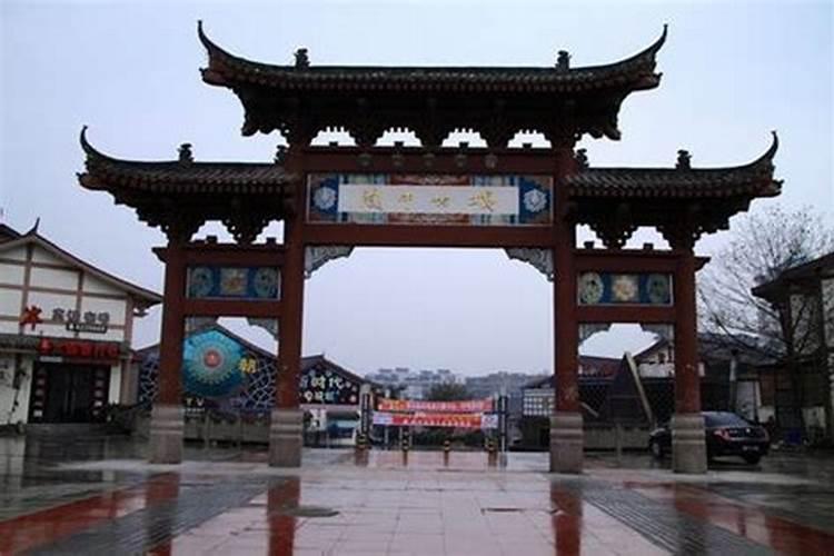 阴宅风水坟墓应该在哪里？