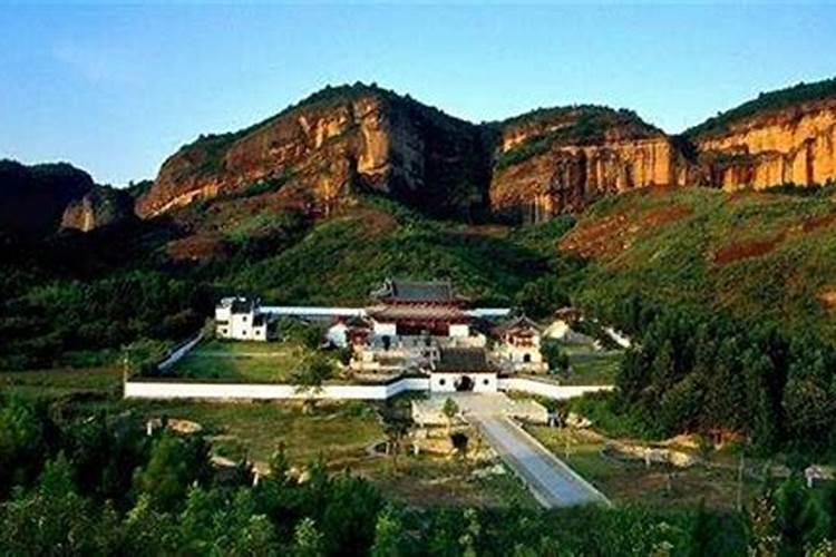 客厅无阳台怎么改出阳台 客厅阳台是这样隔出来的