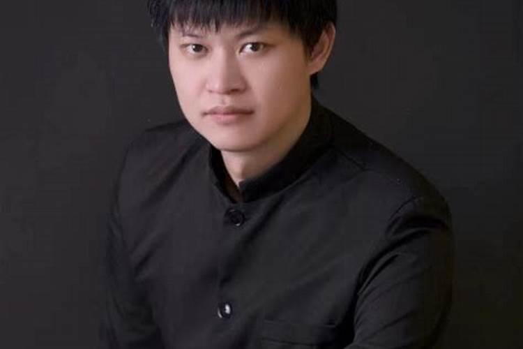 冯超然人物简介
