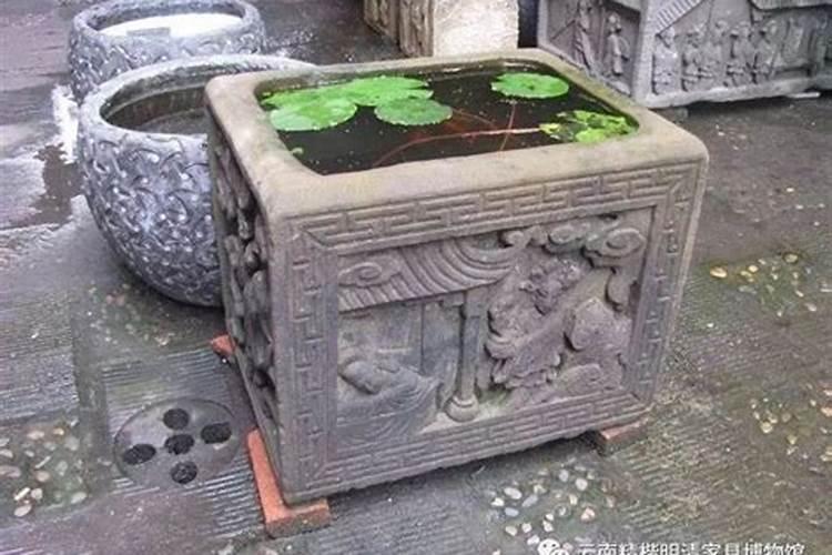 鱼缸铺石头好吗？