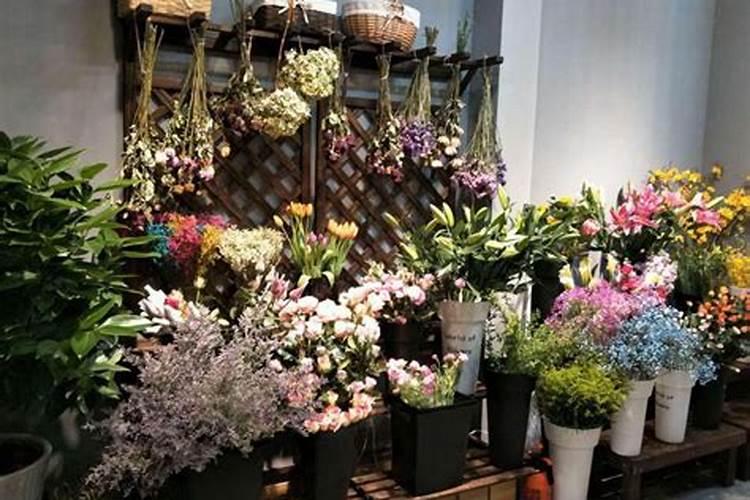 门房开纸花店从风水上讲好不好？