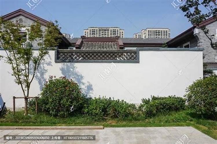坟前庙后是风水宝地,买公墓要不要找风水先生看看