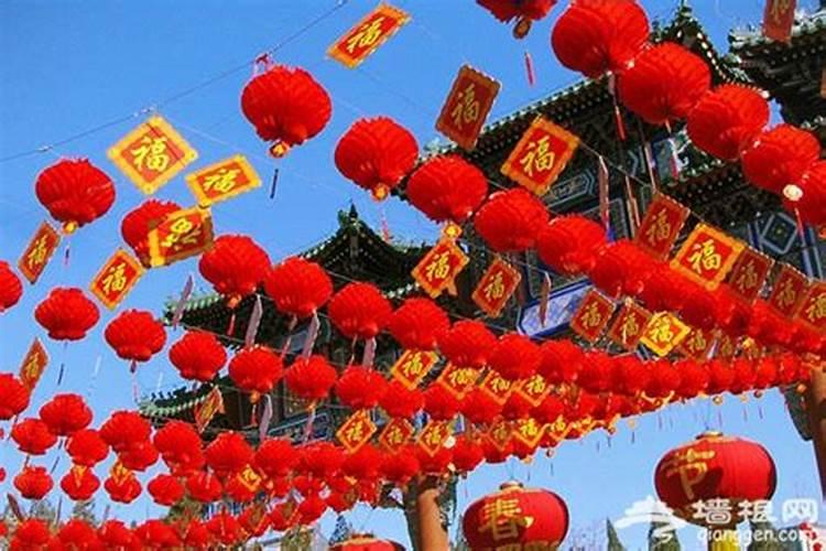 大年初一要去爷爷奶奶家拜年吗 大年初一要拜年吗