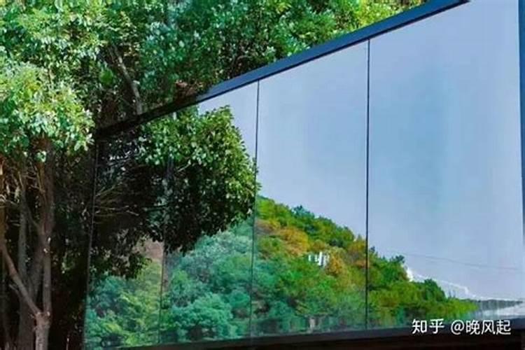 八宅风水中提到的大门朝向,判断时是指由外向内看还是由内向外看