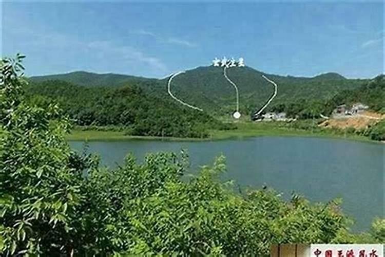 看阴宅什么时候最好